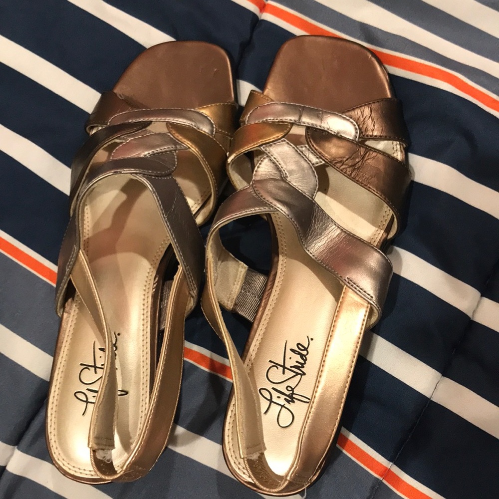 Women’s slide ons